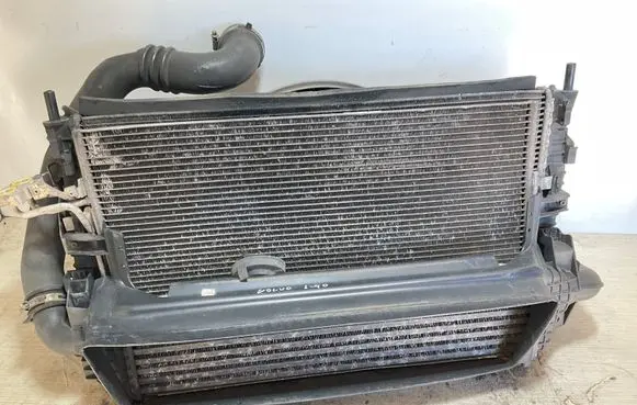 Volvo S40 Intercooler air channel guide 31356002 4N5H9L440VF 3M5H8005TL