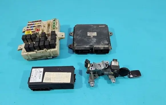 Mitsubishi Colt CZ3 Engine control unit/module ECU A1351505979 IMPRK1593041