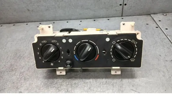 Citroen Xsara Picasso Air conditioning/heating control unit 