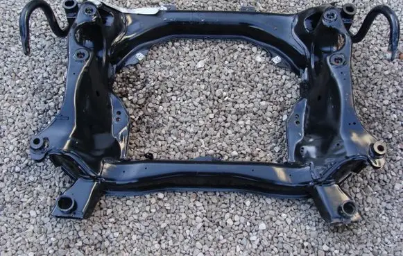 Mercedes-Benz GLK (X204) Front axle beam 4X4