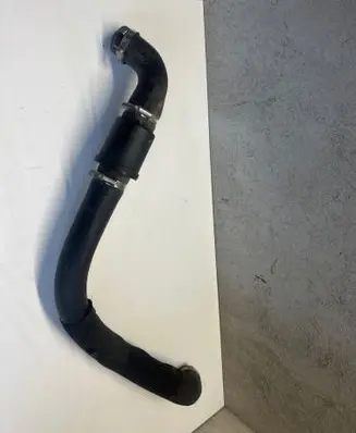 Intercooler hose/pipe