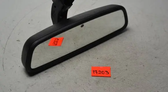 BMW 3 E90 E91 Rear view mirror (interior) 913446102 9051540 34153887