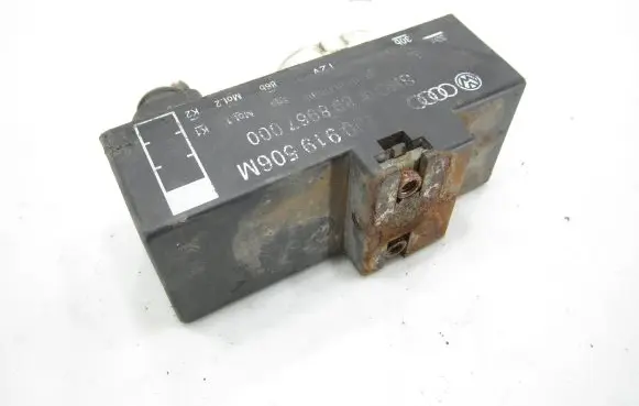Coolant fan relay