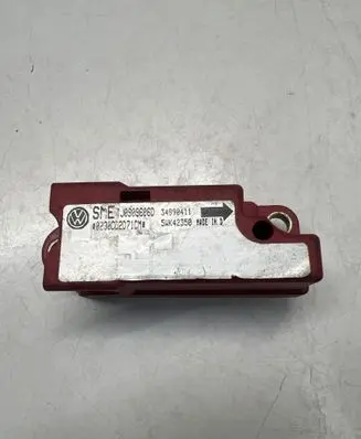 Volkswagen Golf IV Airbag deployment crash/impact sensor 1J0909606D 34990411 5WK42350