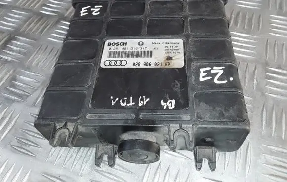 Volkswagen PASSAT B4 Engine control unit/module 028906021AP 0281001316 28SA2489