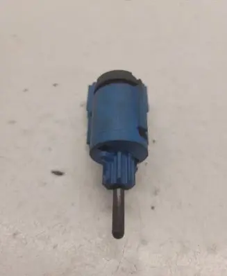 Volkswagen Golf IV Brake pedal sensor switch 1J0927189E