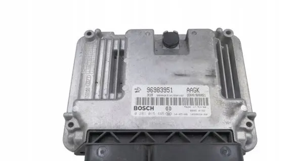 Chevrolet Cruze Engine control unit/module 96983951