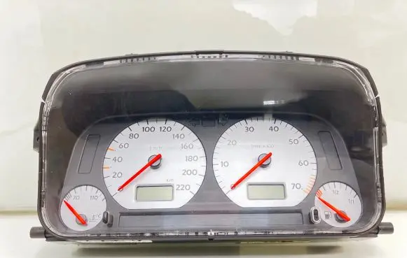 Volkswagen Golf III Speedometer (instrument cluster) 1H0919861 87001262