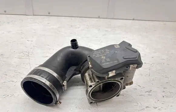 BMW M4 F82 F83 Throttle valve 1354759787103 13547597871 7597871