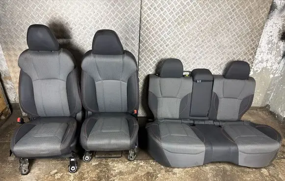 Subaru Forester SK Seat set 