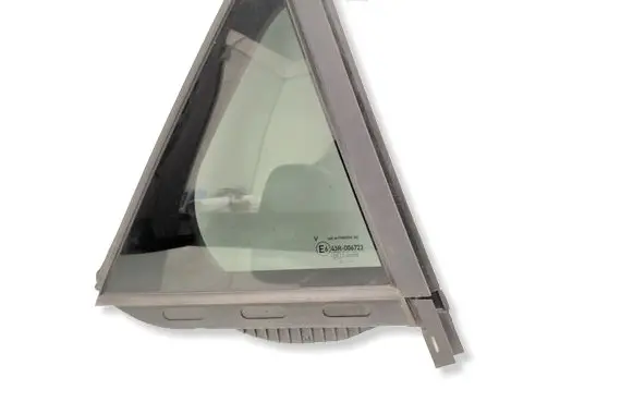 Peugeot 2008 II Rear vent window glass 43R006723 9825845280 9825845380