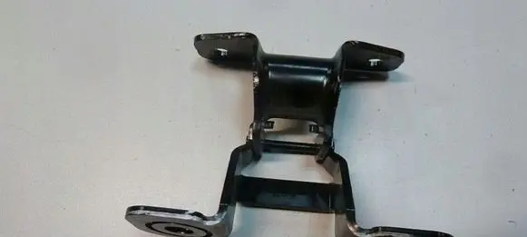Audi A3 S3 8V Tailgate/trunk/boot hinge 8V7825307
