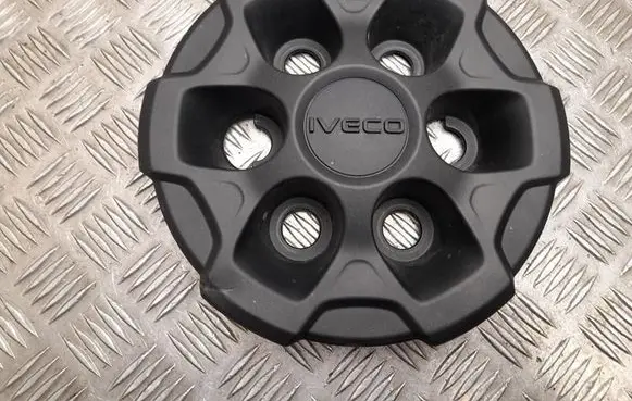 Iveco Daily 6th gen Wheel nut cap/cover 5803172422