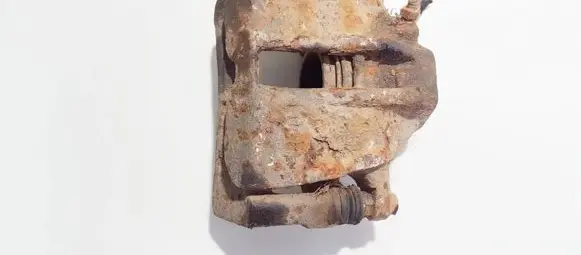 Volkswagen Golf III Front brake caliper