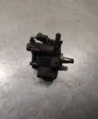 Skoda Octavia Mk2 (1Z) Fuel injection high pressure pump 03l130755e 150210104703