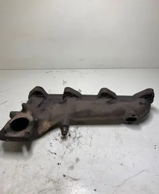 Toyota Avensis T250 Exhaust manifold