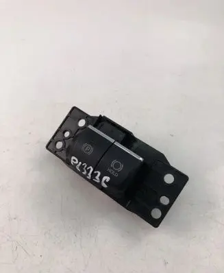 Toyota C-HR I Other switches/knobs/shifts 75K815