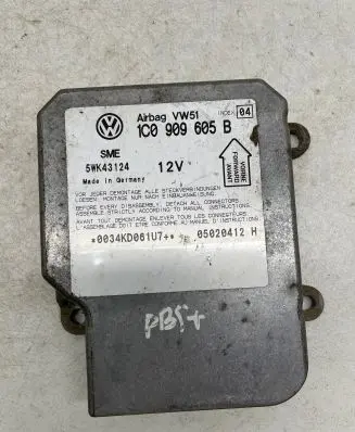 Volkswagen PASSAT B5.5 Airbag control unit/module 1C0909605B 05020412H 5WK43124