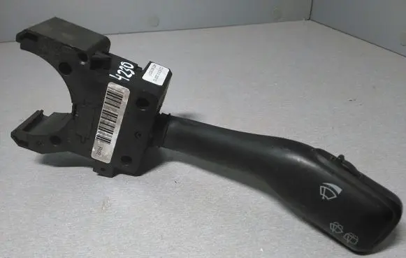 Volkswagen PASSAT B5.5 Wiper control stalk 4B0953503F