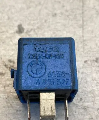 BMW 5 E60 E61 Other relay 61366915327