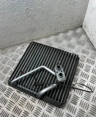 Air conditioning (A/C) radiator (interior)
