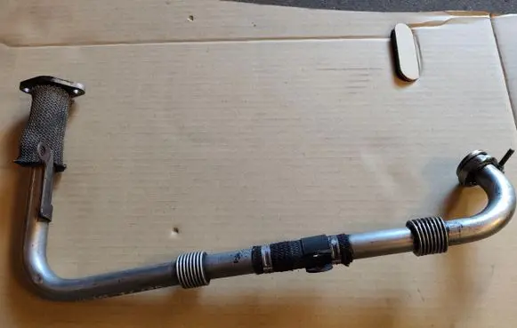 Chrysler Voyager EGR valve line/pipe/hose 068002217AC