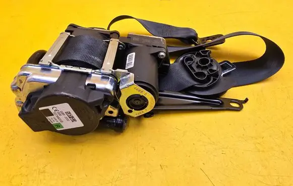 Volkswagen Tiguan Front seatbelt 2GA857706A