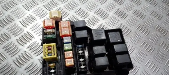 Volvo S40, V40 Fuse box set