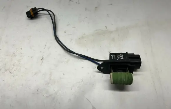Dodge Challenger Coolant fan relay 68054677AA