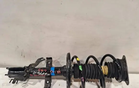 Renault Captur Front shock absorber/damper