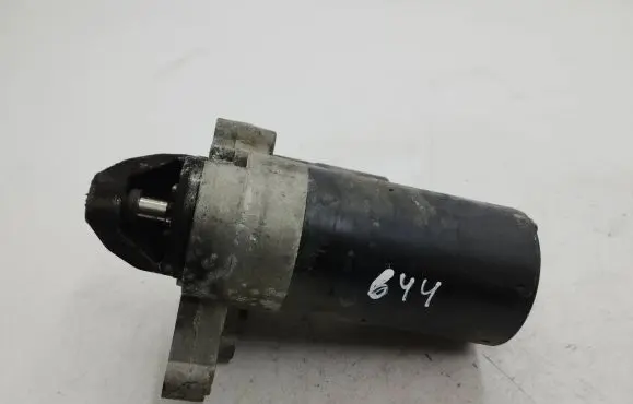 Mini Cooper Countryman R60 Starter motor 7589354