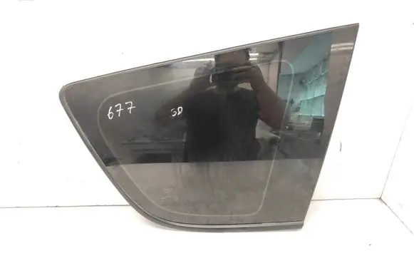 Toyota RAV 4 (XA30) Rear side window DOT15 AS2