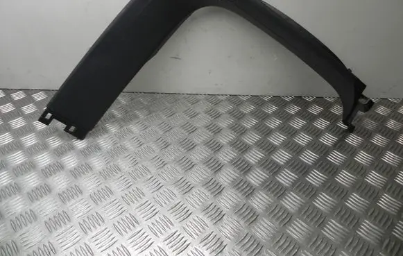 Roof trim bar molding cover