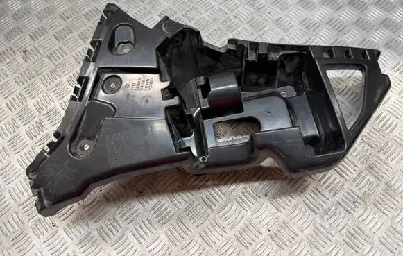 BMW X2 F39 Rear bumper mounting bracket 7426438