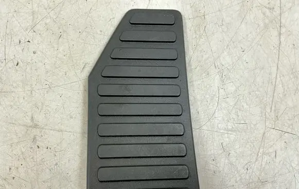 Ford Edge II Foot rest pad/dead pedal FT4BR12020CAW