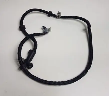 Mercedes-Benz C W204 Wires (starter motor) A2044402513