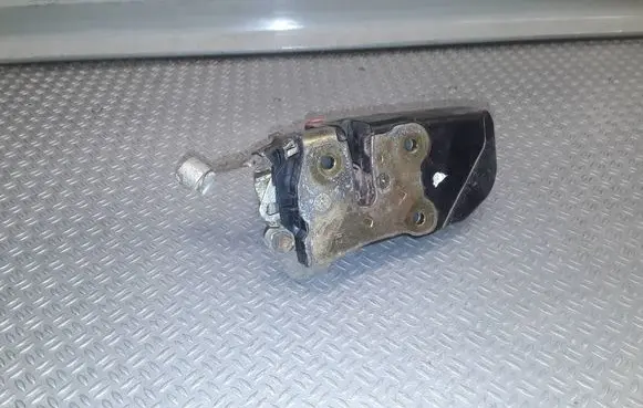 Chrysler Voyager Front door lock 