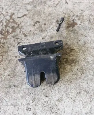 Audi A3 S3 8L Tailgate/trunk/boot lock/catch/latch