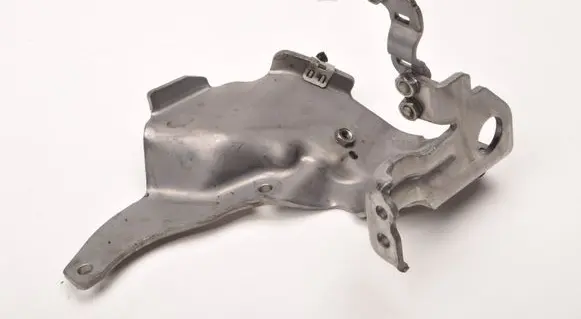 Aston Martin DB11 Generator/alternator bracket A1770701100