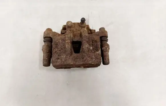 Mitsubishi Endeavor Rear brake caliper