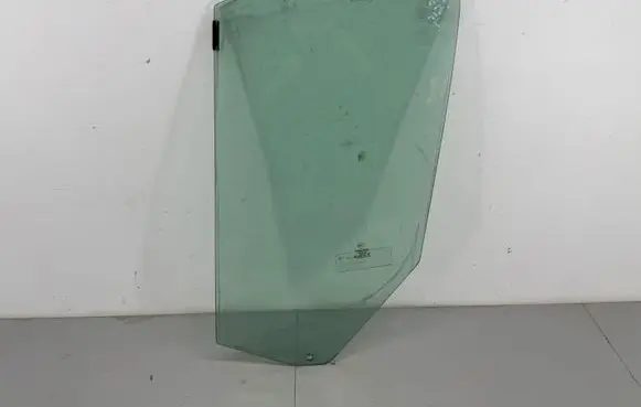 Peugeot Boxer Front door window glass four-door 43R001582 AS2M3240DOT682