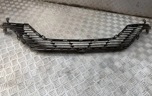 Peugeot 208 II Front bumper lower grill 9823209880