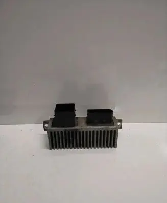 Renault Scenic III - Grand scenic III Glow plug pre-heat relay 8000558438A