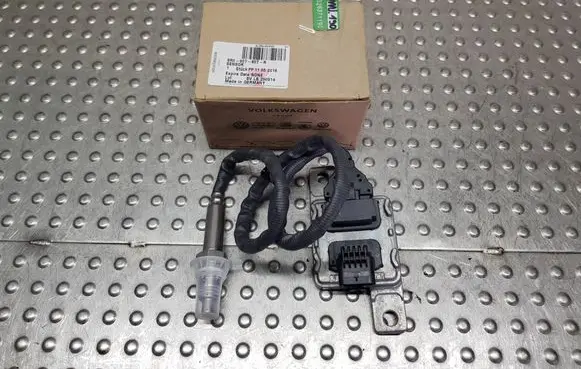 Audi Q5 SQ5 8R Lambda probe sensor S26371190 8R0907807R 8R0907807L