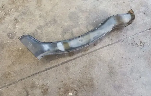 Jeep Grand Cherokee Air intake duct part 57010638A