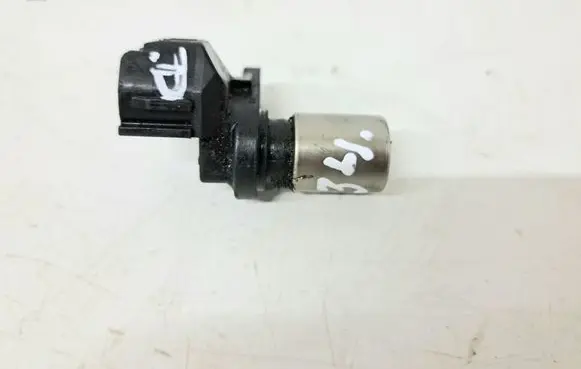 Toyota Corolla Verso AR10 Camshaft speed sensor 