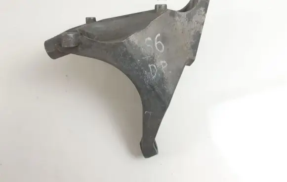 Audi A6 S6 C6 4F Engine mounting bracket 4F0199308AE