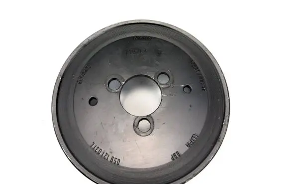 Audi A5 8T 8F Water pump pulley 059121031L