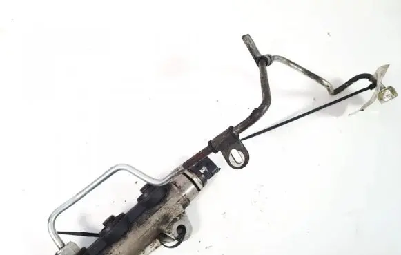 Nissan Qashqai+2 Fuel line pipe 734026