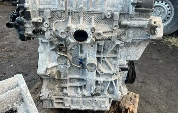Volkswagen Golf VII Engine 04E103023